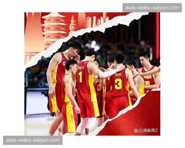 比赛结束后，两队球员相互交换球衣并合影留念